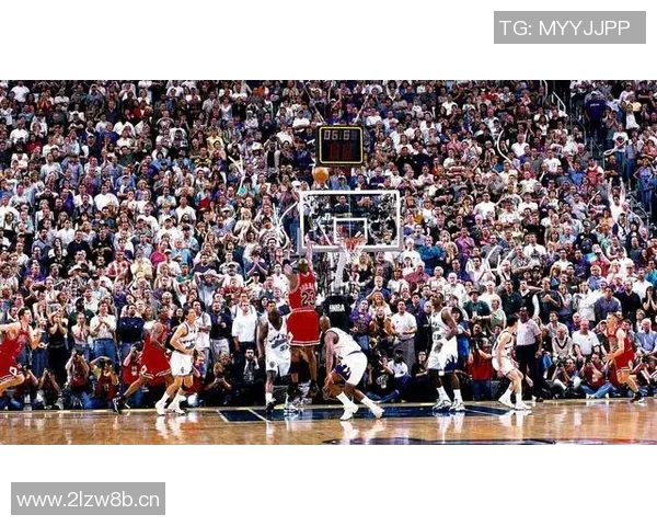 武汉篮球队的反击革新之路：重塑团队精神与战术理念的全新探索